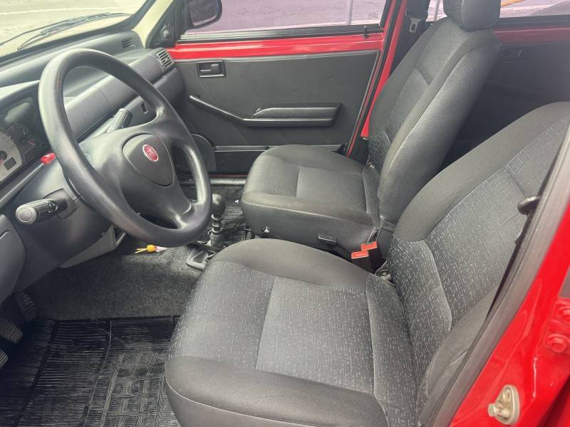 FIAT - UNO - 2011/2011 - Vermelha - R$ 33.900,00