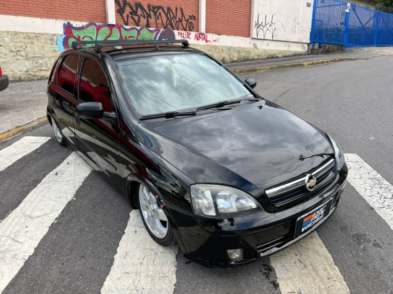 CHEVROLET - CORSA - 2006/2007 - Preta - R$ 27.900,00