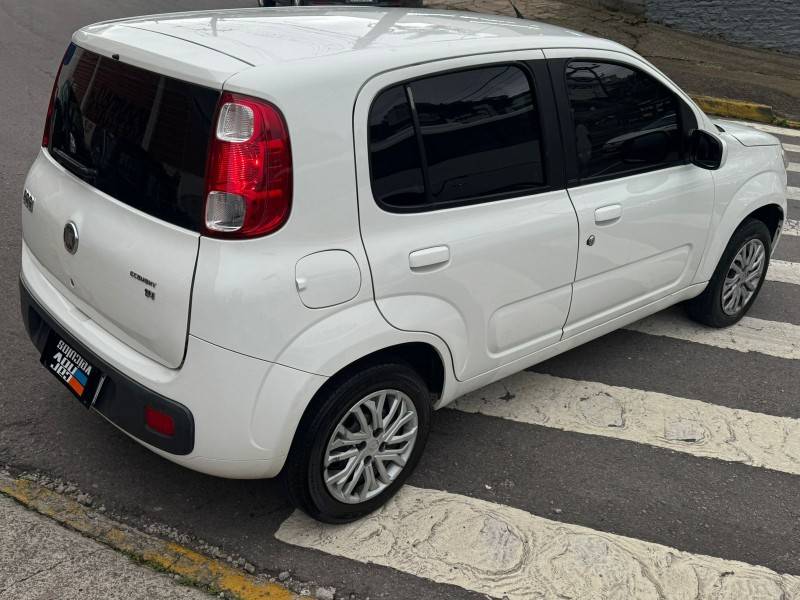 FIAT - UNO - 2013/2013 - Branca - R$ 33.900,00