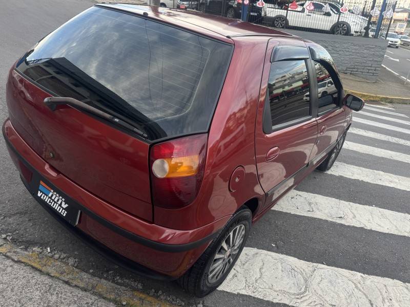 FIAT - PALIO - 1996/1996 - Vermelha - R$ 13.900,00