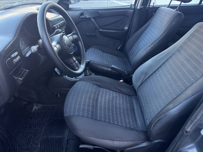 VOLKSWAGEN - GOL - 2003/2003 - Cinza - R$ 14.900,00