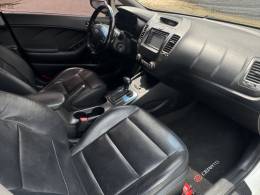 KIA MOTORS - CERATO - 2014/2014 - Branca - R$ 67.800,00
