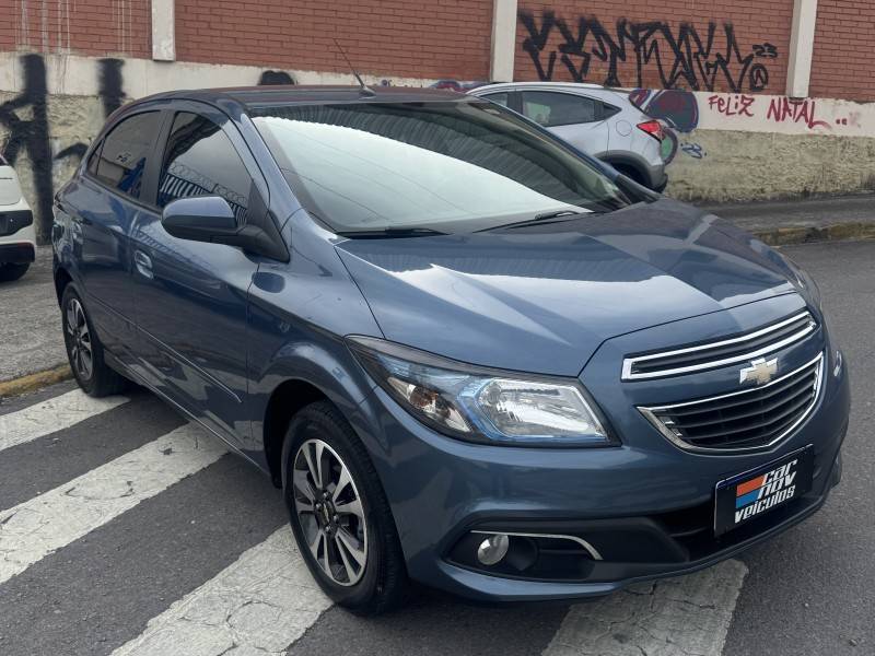 CHEVROLET - ONIX - 2015/2015 - Azul - R$ 51.900,00