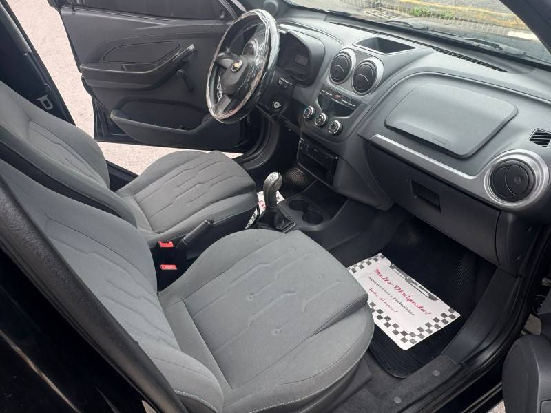 CHEVROLET - MONTANA - 2012/2012 - Preta - R$ 42.900,00