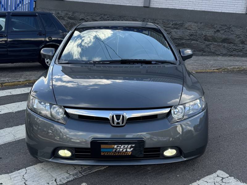 HONDA - CIVIC - 2008/2008 - Cinza - R$ 46.900,00