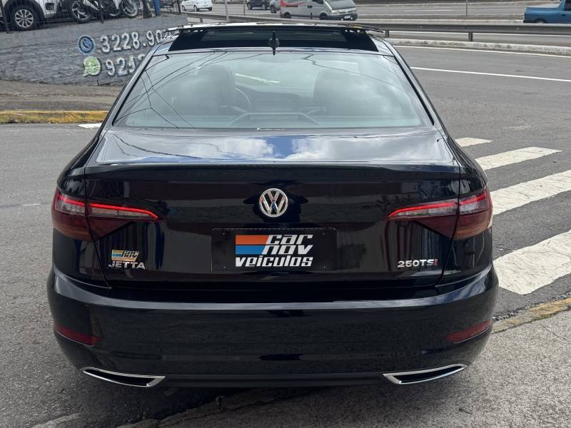 VOLKSWAGEN - JETTA - 2019/2019 - Preta - R$ 115.900,00