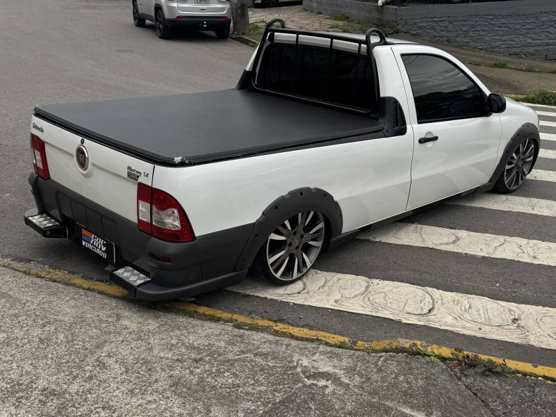 FIAT - STRADA - 2013/2013 - Branca - R$ 39.900,00