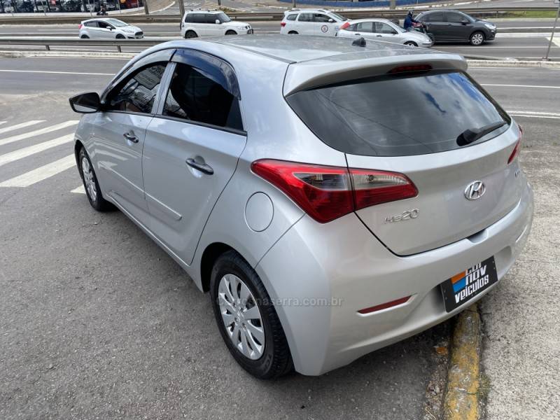 HYUNDAI - HB20 - 2014/2014 - Prata - R$ 41.900,00