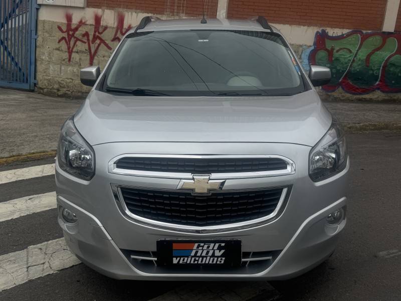 CHEVROLET - SPIN - 2015/2015 - Prata - R$ 55.900,00