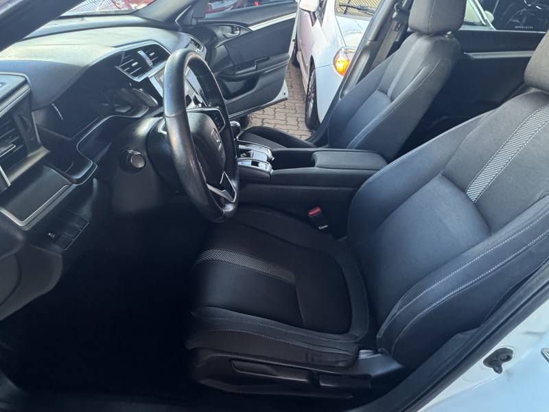 HONDA - CIVIC - 2019/2019 - Branca - R$ 113.900,00