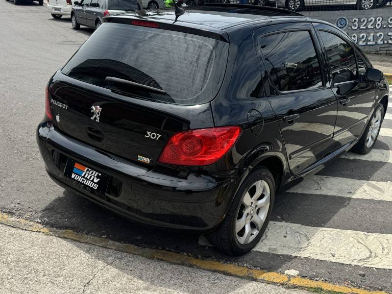 PEUGEOT - 307 - 2010/2010 - Preta - R$ 24.900,00