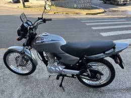 HONDA - CG 125 - 2002/2003 - Prata - R$ 7.900,00