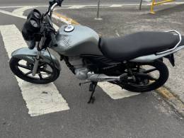 HONDA - CG 150 - 2011/2011 - Prata - R$ 11.900,00