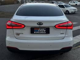 KIA MOTORS - CERATO - 2014/2014 - Branca - R$ 67.900,00