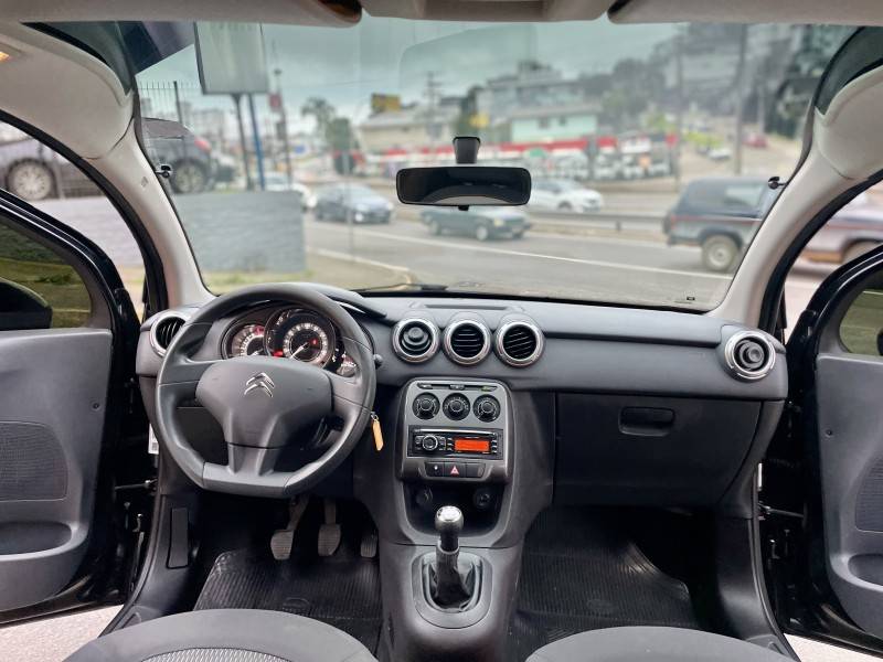 CITROËN - C3 - 2015/2016 - Preta - R$ 44.900,00