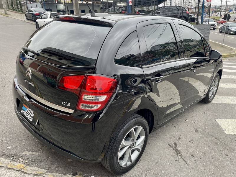 CITROËN - C3 - 2015/2016 - Preta - R$ 44.900,00