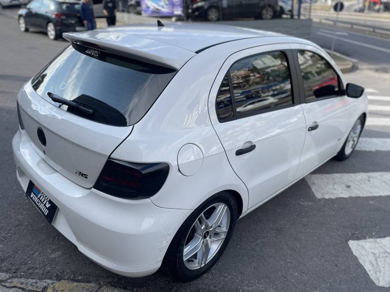 VOLKSWAGEN - GOL - 2012/2012 - Branca - R$ 29.900,00