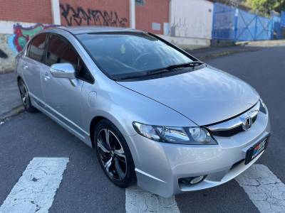 HONDA - CIVIC - 2011/2011 - Prata - R$ 53.900,00