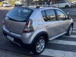 RENAULT - SANDERO - 2013/2013 - Prata - R$ 41.800,00