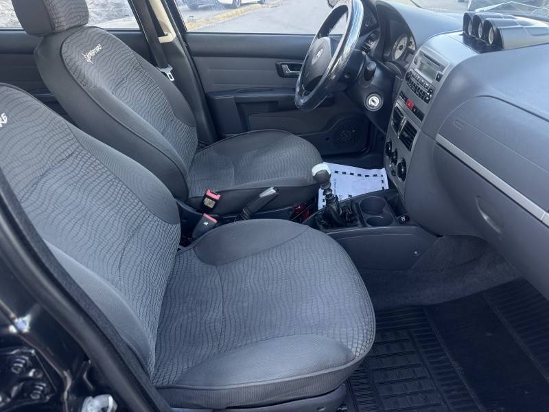 FIAT - PALIO - 2011/2011 - Preta - R$ 41.800,00