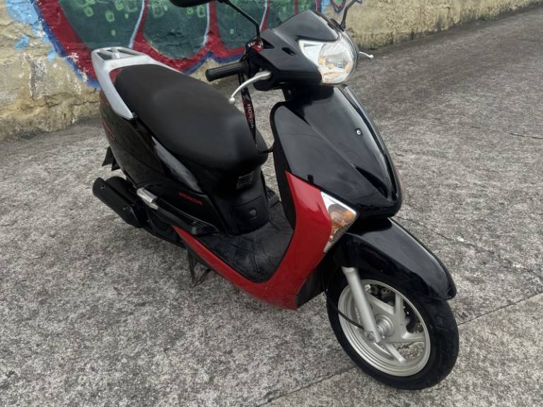 HONDA - LEAD 110 - 2010/2010 - Preta - R$ 7.900,00