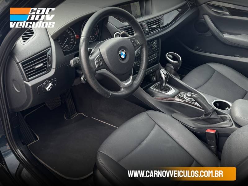 BMW - X1 - 2015/2015 - Azul - R$ 97.900,00