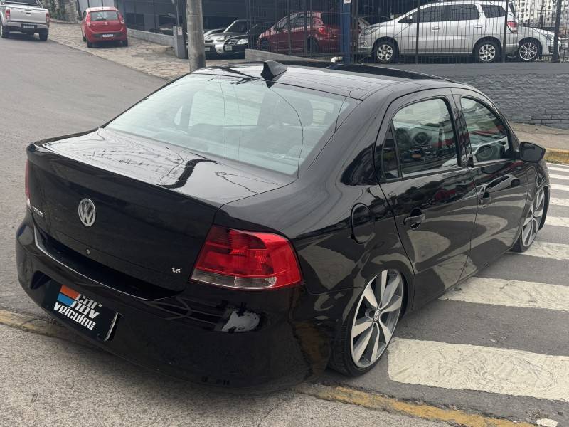 VOLKSWAGEN - VOYAGE - 2010/2010 - Preta - R$ 35.900,00