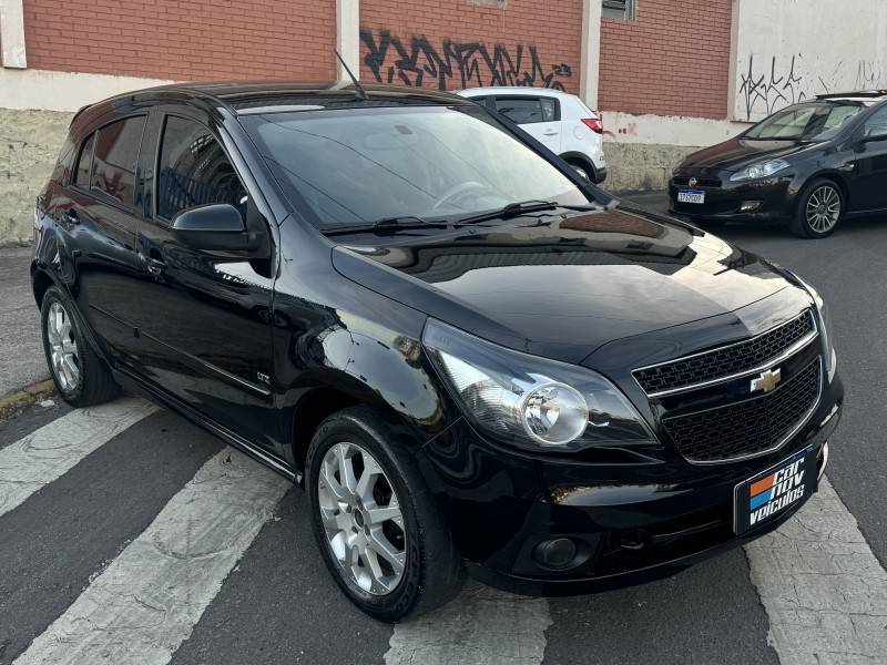 CHEVROLET - AGILE - 2011/2011 - Preta - R$ 35.900,00