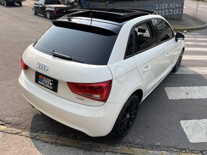 AUDI - A1 - 2013/2013 - Branca - R$ 72.900,00