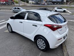 HYUNDAI - HB20 - 2016/2017 - Branca - R$ 48.900,00