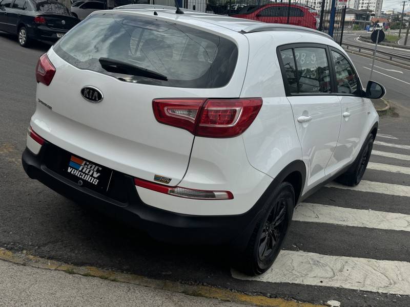 KIA MOTORS - SPORTAGE - 2012/2012 - Branca - R$ 64.800,00