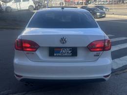 VOLKSWAGEN - JETTA - 2014/2014 - Branca - R$ 71.900,00