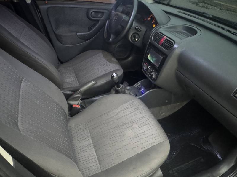 CHEVROLET - CORSA - 2012/2012 - Preta - R$ 34.900,00