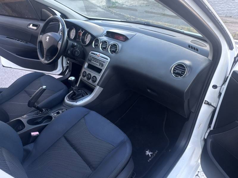 PEUGEOT - 308 - 2014/2014 - Branca - R$ 41.900,00