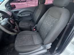 FIAT - UNO - 2014/2015 - Branca - R$ 27.900,00