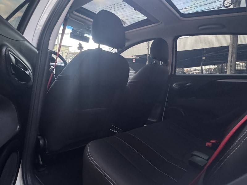 FIAT - PUNTO - 2013/2013 - Branca - R$ 47.900,00