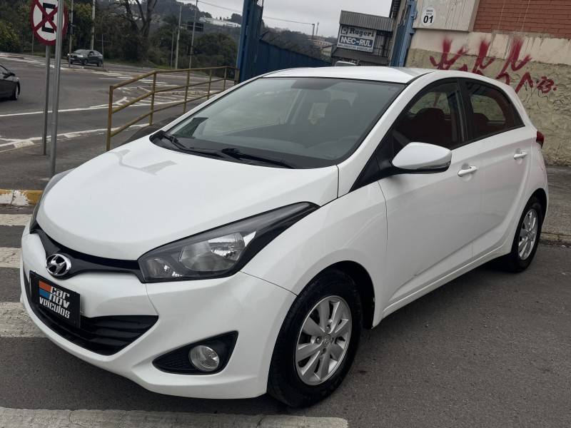 HYUNDAI - HB20 - 2015/2015 - Branca - R$ 44.900,00