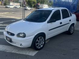 CHEVROLET - CORSA - 2002/2002 - Branca - R$ 18.900,00