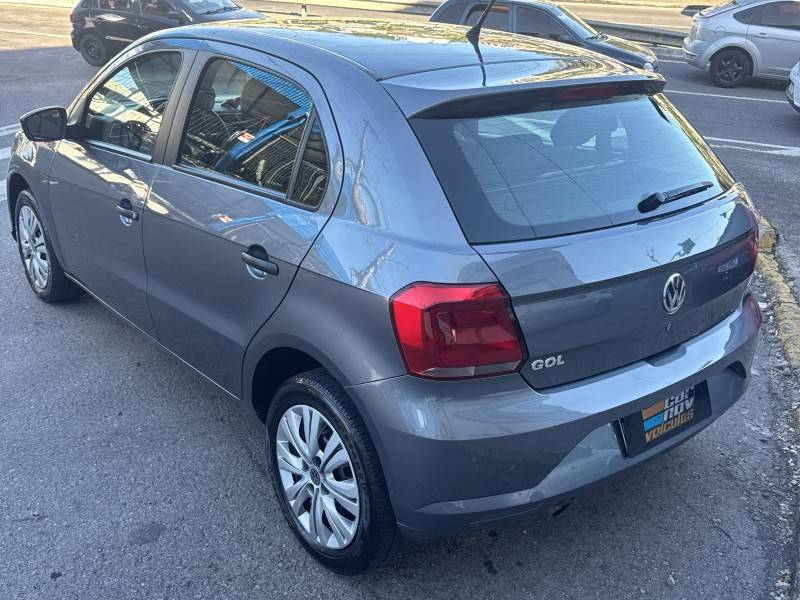 VOLKSWAGEN - GOL - 2021/2021 - Cinza - R$ 51.800,00