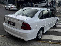 CHEVROLET - VECTRA - 2002/2002 - Branca - R$ 27.900,00