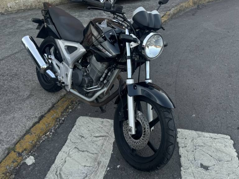 HONDA - CBX 250 TWISTER - 2007/2007 - Preta - R$ 9.900,00