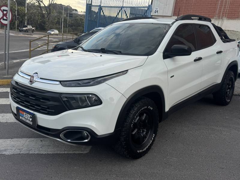 FIAT - TORO - 2017/2017 - Branca - R$ 86.900,00