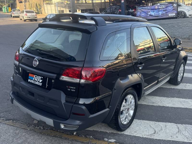 FIAT - PALIO - 2011/2011 - Preta - R$ 41.800,00