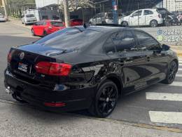 VOLKSWAGEN - JETTA - 2014/2014 - Preta - R$ 71.900,00