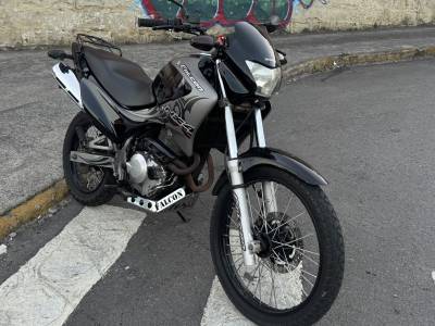 HONDA - NX4 FALCON - 2006/2006 - Preta - R$ 17.900,00