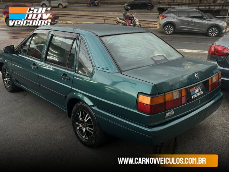 VOLKSWAGEN - SANTANA - 1996/1996 - Verde - R$ 14.900,00