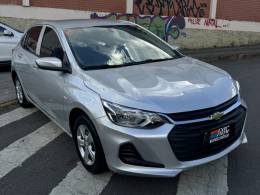 CHEVROLET - ONIX - 2021/2021 - Prata - R$ 61.800,00