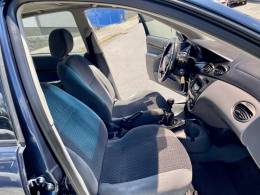 FORD - FOCUS - 2000/2001 - Azul - R$ 19.900,00