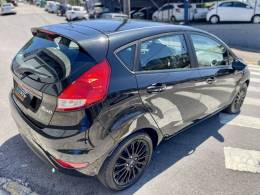 FORD - FIESTA - 2016/2017 - Cinza - R$ 51.900,00