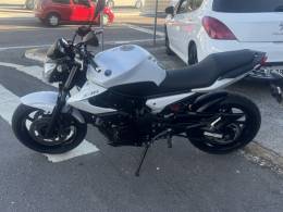 YAMAHA - XJ6 N - 2012/2012 - Branca - R$ 38.900,00